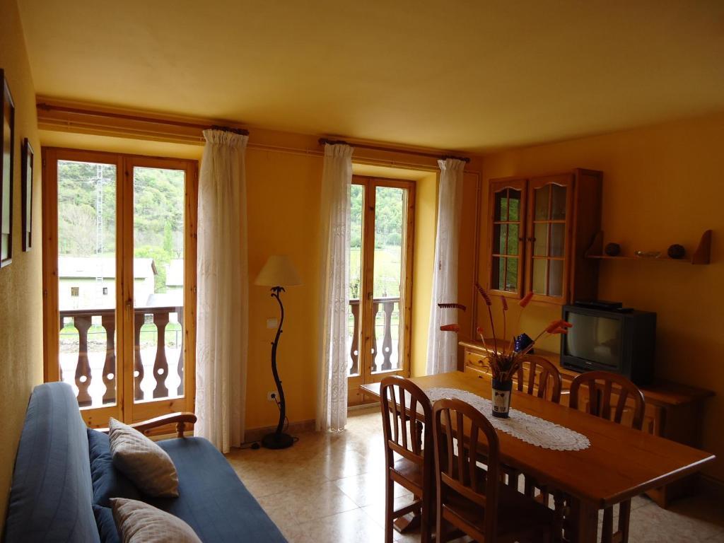 Apartaments La Llucana Barruera Room photo